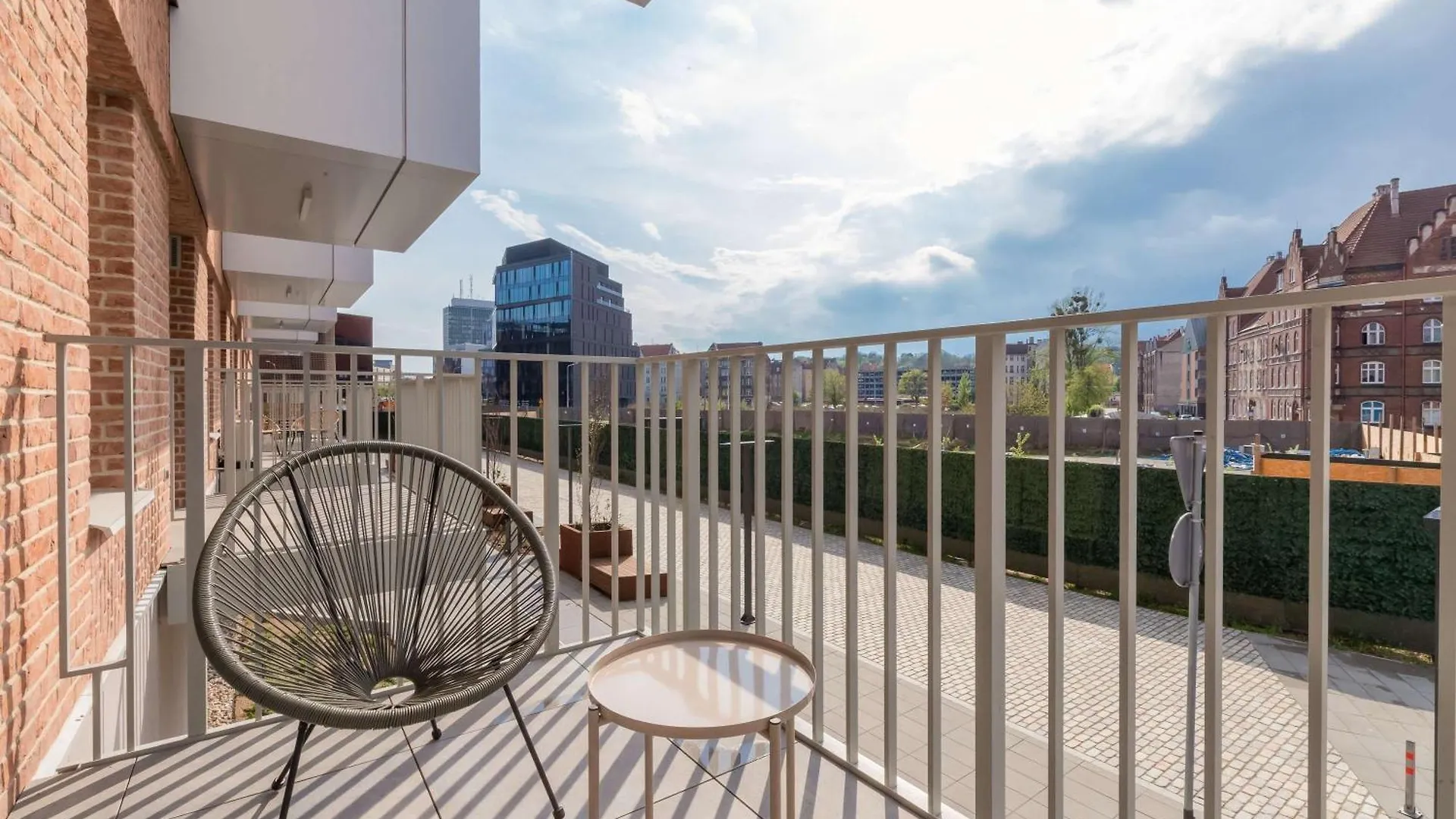 Elegancki Apartament Blisko Rzeki W Gdansku Z Parkingiem By Noclegi Renters 公寓